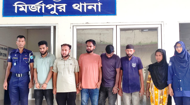স্বামীকে অপহরণ করে মুক্তিপণ দাবি, স্ত্রীসহ গ্রেপ্তার ৬